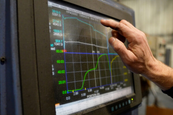 Computer Station at Robot 1.MP4.06_40_46_062.Still003